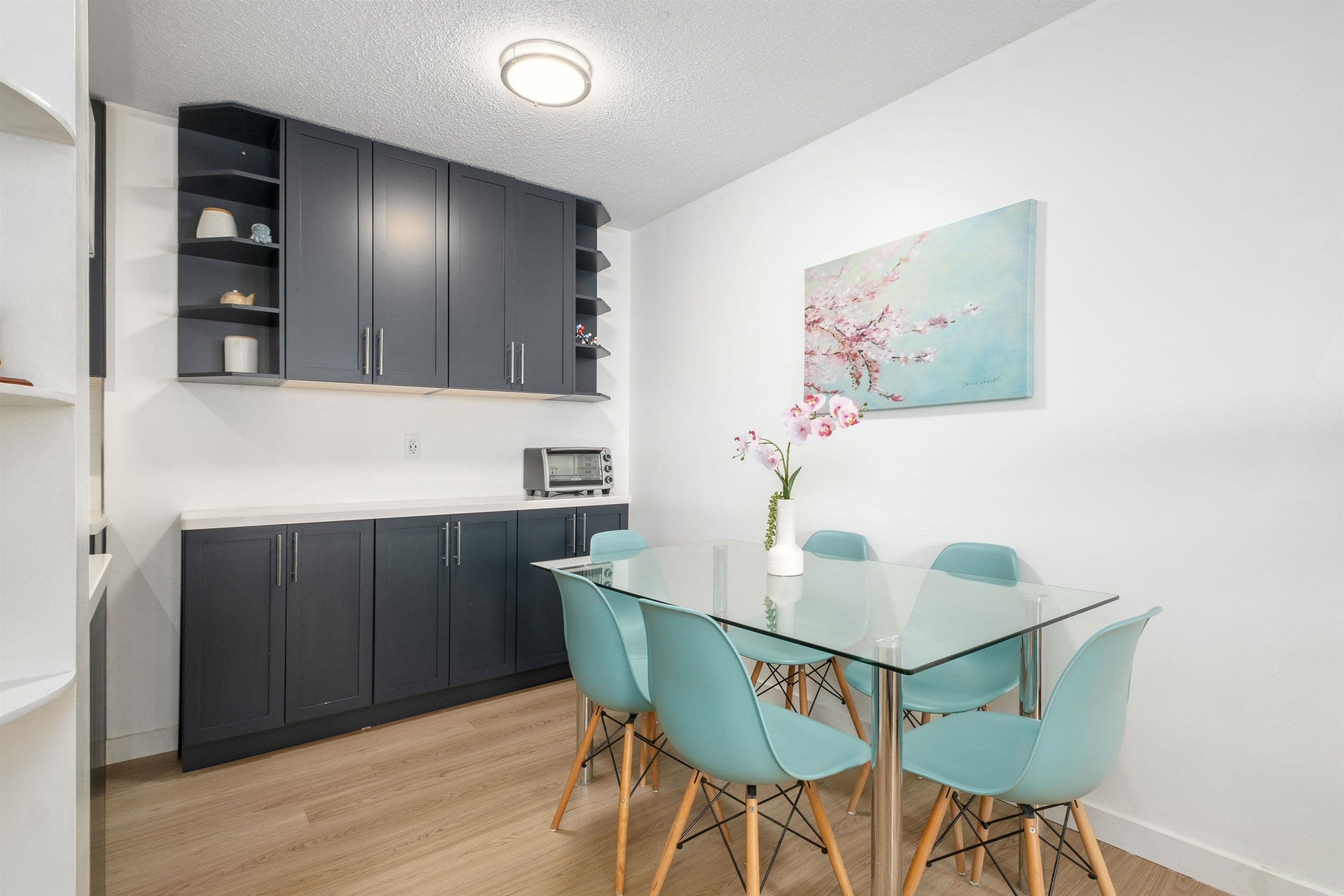 Property photo c937d2a2-46a3-448c-88c8-cf53f91d4e09