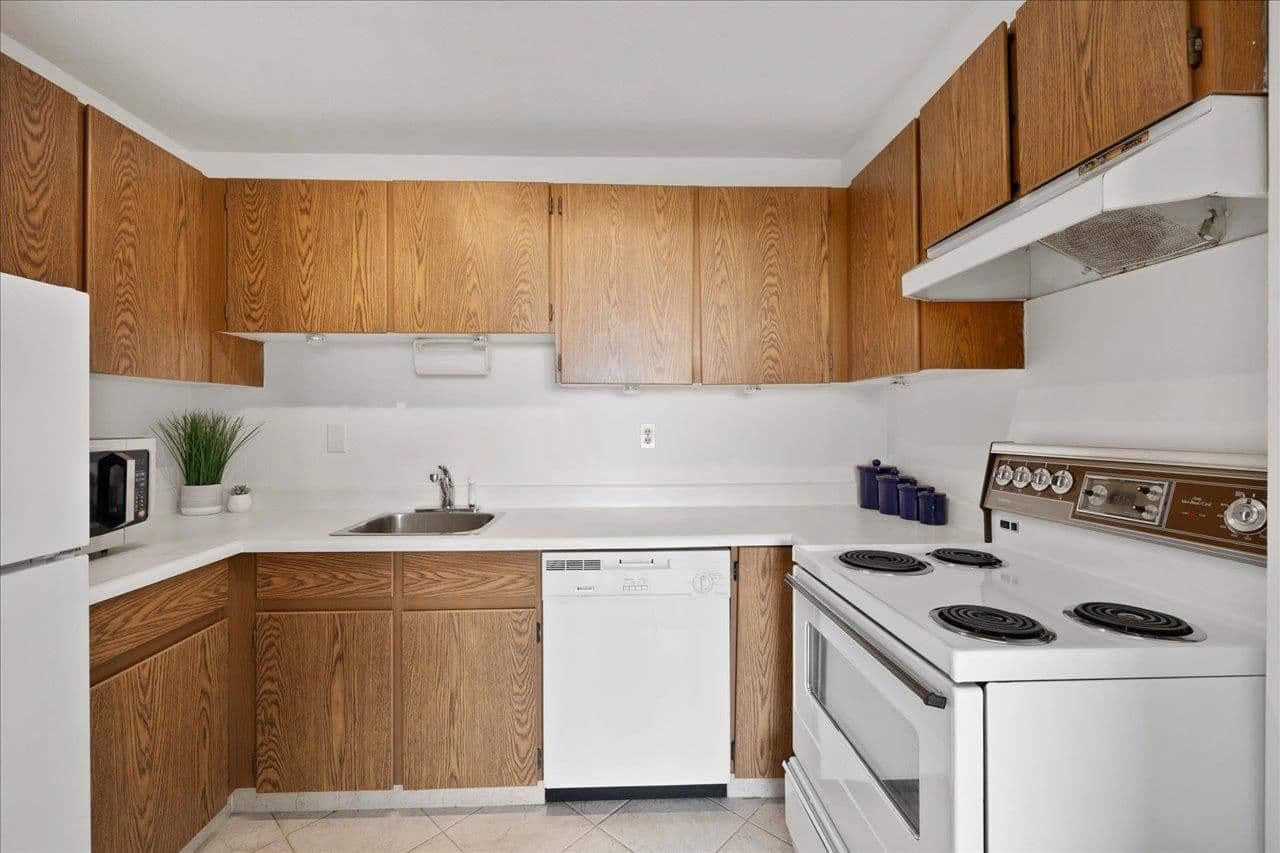 Property photo e52be0f8-9eb5-4eb7-ae37-11b17472f0f5