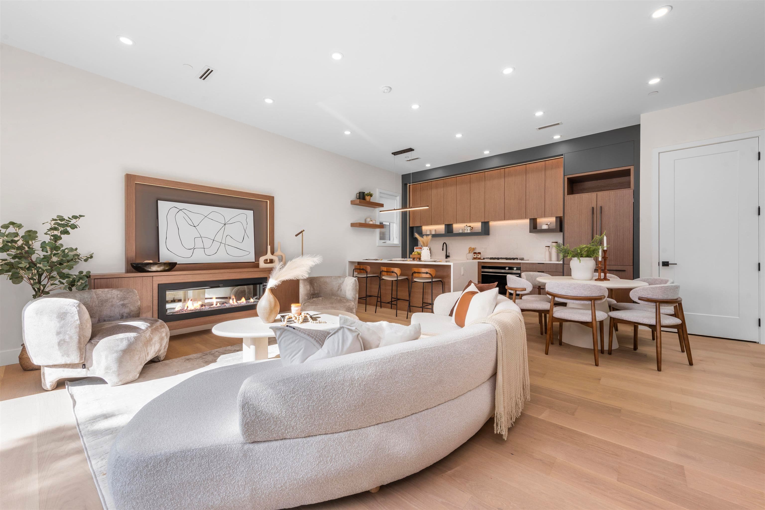 Property photo 53c14e0c-a3f6-4d12-ab93-506121c11553