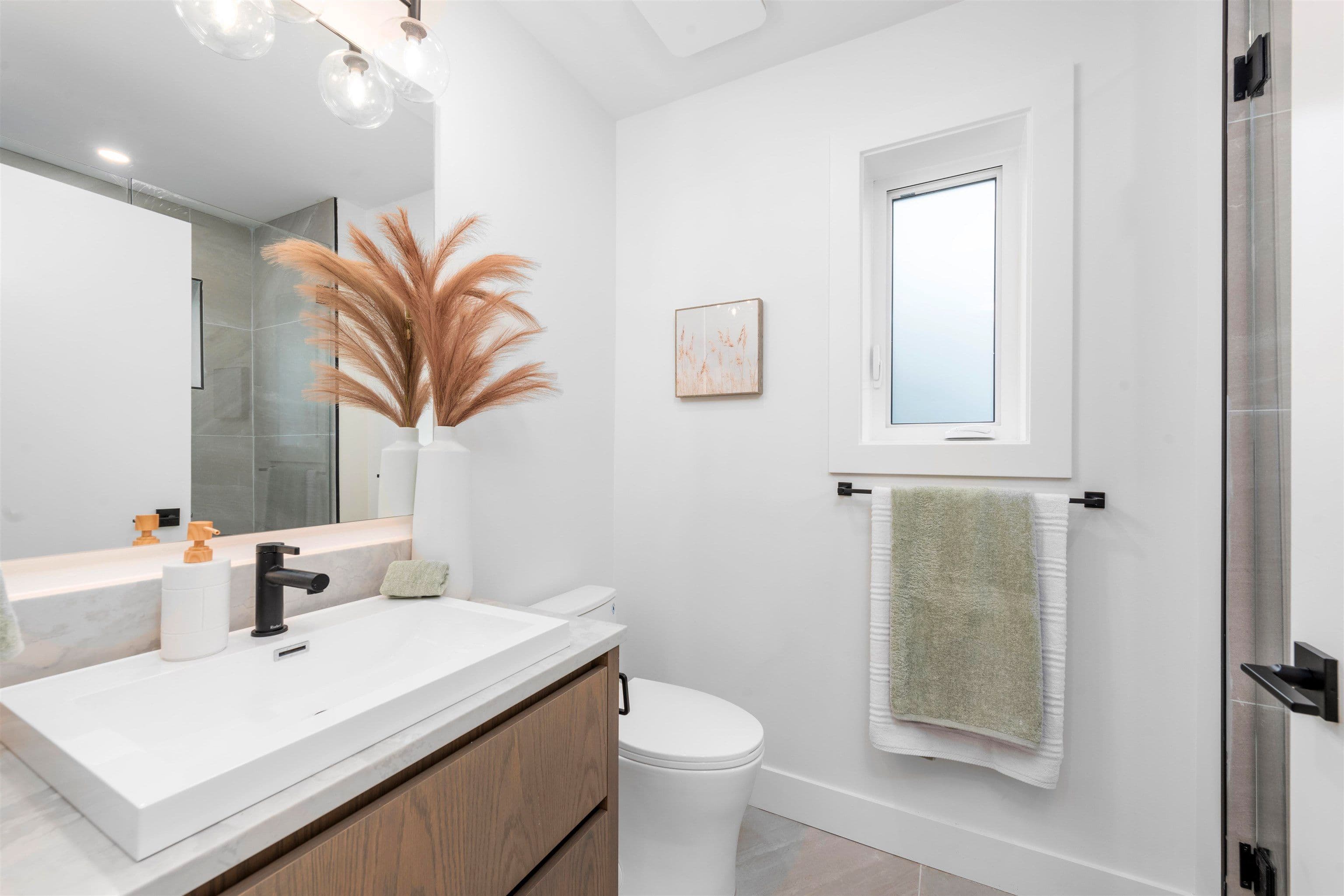 Property photo 6a2903ba-24b6-4251-8832-f72902b3e83e