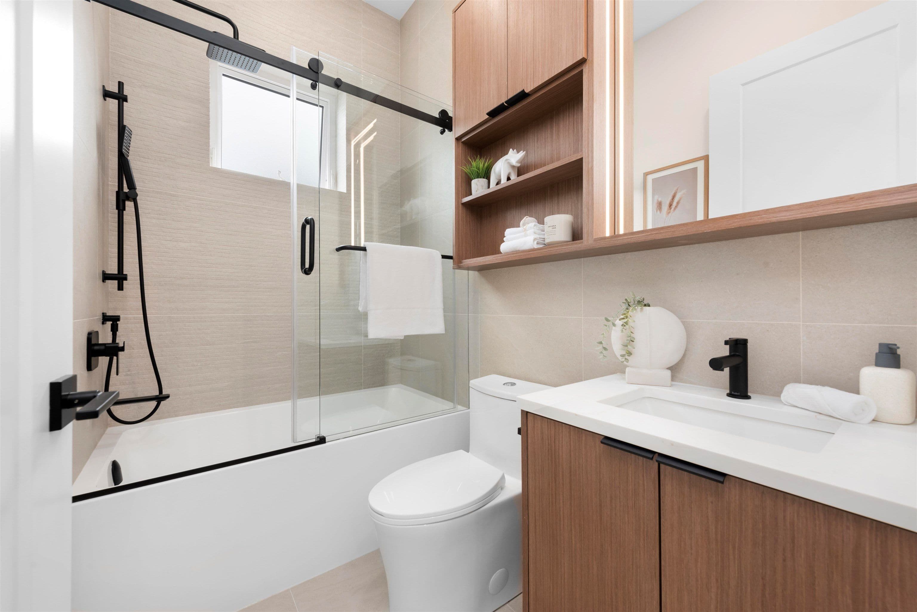 Property photo 328b17f5-ac23-4db7-ad0d-c0c7c729571c